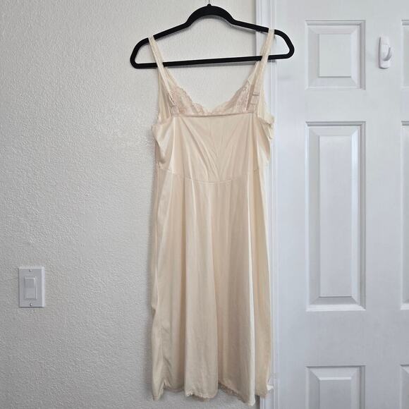 Vintage Y2K Ivory Lace Babydoll Slip Nightgown Size 36 Romantic Lingerie USA - Picture 2 of 8